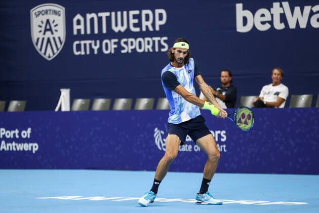 South African Lloyd Harris pictured in action during a singles match between German Struff and South-African Harris, in the 1 8 finals of the European Open Tennis ATP, Tennis Herren tournament, in Antwerp, Thursday 21 October 2021. DAVIDxPINTENS  x3119094x