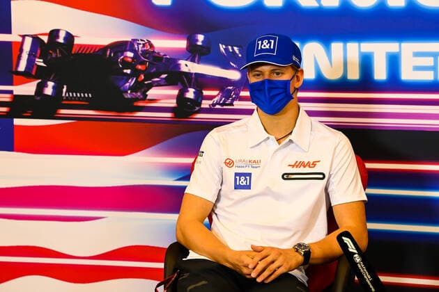 F1 Grand Prix of USA 47 Mick Schumacher (GER, Haas F1 Team), F1 Grand Prix of USA at Circuit of The Americas on October 21, 2021 in Austin, United States of America. (Photo by Mark Sutton LAT Motorsport Images FIA Pool via HOCH ZWEI) Austin United States of America Poolfoto HOCH ZWEI Pool Motorsport Images ,EDITORIAL USE ONLY