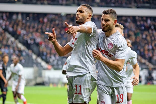 Frankfurt, Germany 21 October 2021 Europa League 2021 2022 Eintracht Frankfurt vs Olympiakos Piraeus Youssef El Arabi Piraeus is delighted with his goal to make it 1 1 Deutsche Bank Park Hessen Copyright: xFotostandx xRacochax