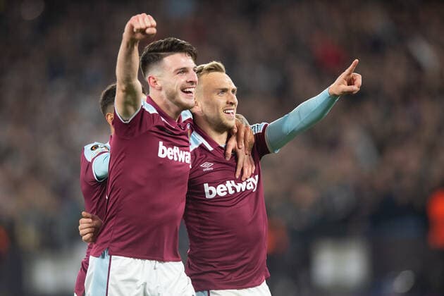 Jarrod Bowen of West Ham United celebrates scoring his goal orduring the UEFA Europa League match between West Ham United and KRC Genk at the London Stadium, Queen Elizabeth Olympic Park , London, England on 21 October 2021. Copyright: xSalvioxCalabresex 29580036
