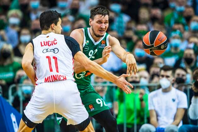 2021-10-21 Kaunas Lithuania. Zalgiris Kaunas plays vs Bayern Munich Euroleague basketball game in Kaunas arena on Thursday 21 of October 2021. Kaunas Lithuania KKF20211021_3954  Copyright: xKarolisxKavolelisx Euroleague basketball sport