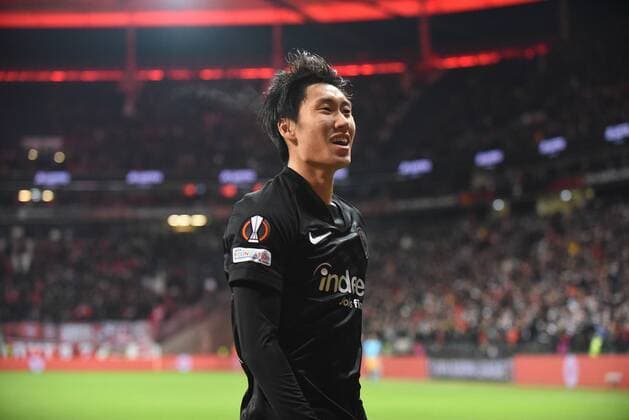 21 10 2021 Frankfurt am Main, Deutsche Bank Park Football, UEFA Europa League Eintracht Frankfurt Olympiakos Piraeus goal celebration after his goal to 3 1 Daichi Kamada 15, Eintracht Frankfurt emspor, DFL regulations prohibit any use of photographs as image sequences and or quasi video
