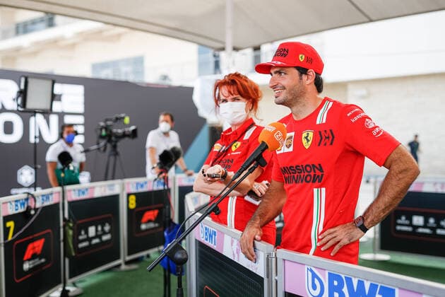 SAINZ Carlos (spa), Scuderia Ferrari SF21, portrait during the Formula 1 Aramco United States Grand Prix 2021, 17th round of the 2021 FIA Formula One World Championship, WM, Weltmeisterschaft from October 21 to 24, 2021 on the Circuit of the Americas, in Austin, Texas, United States of American - F1 - UNITED STATES GRAND PRIX 2021 DPPI Panoramic  00121035__V2_6557