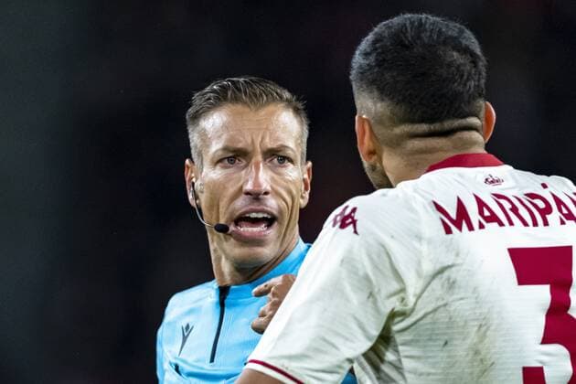 EINDHOVEN, Netherlands, 21-10-2021, football, Philips stadium, Europa League, season 2021 2022, during the match PSV - Monaco, Referee Davide Massa PSV - Monaco  x14005940x Copyright: