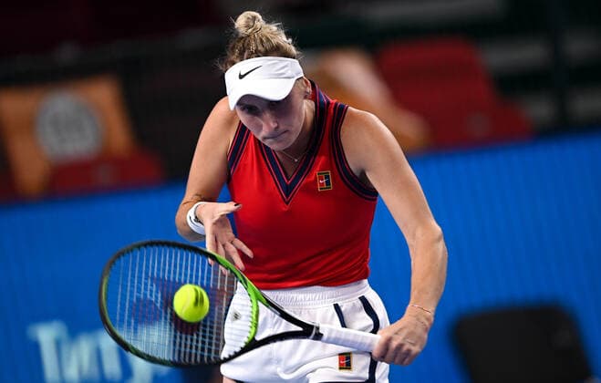 6678123 22.10.2021 Czech Republic s Marketa Vondrousova returns a shot during the women s singles quarterfinal tennis match against Russia s Anastasia Pavlyuchenkova at the Kremlin Cup, in Moscow, Russia. Alexey Filippov Sputnik Russia Tennis Kremlin Cup  7ac5281879c97b04