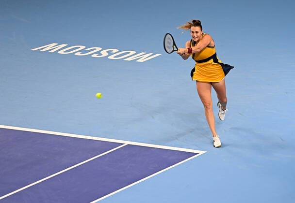 6678194 22.10.2021 Belarus Aryna Sabalenka returns a shot during the women s singles quarterfinal tennis match against Russia s Ekaterina Alexandrova at the Kremlin Cup, in Moscow, Russia. Alexey Filippov Sputnik Russia Tennis Kremlin Cup  c56329c94123e264