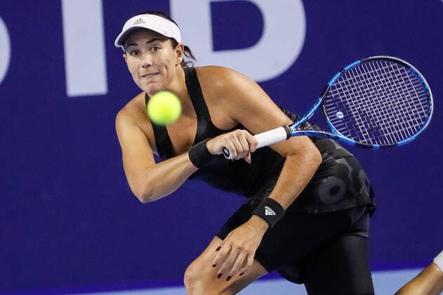 VTB Kremlin Cup 2021 International Tennis Tournament Garbine Muguruza of Spain returns the ball to Anett Kontaveit of Estonia during the women s singles quarterfinal tennis match of the WTA, Tennis Damen 500 VTB Kremlin Cup 2021 International Tennis Tournament at the Luzhniki Palace of Sports on October 22, 2021 in Moscow, Russia. Moscow Russia  Copyright: xMikexKireevx kireev-notitle211022_npiK3