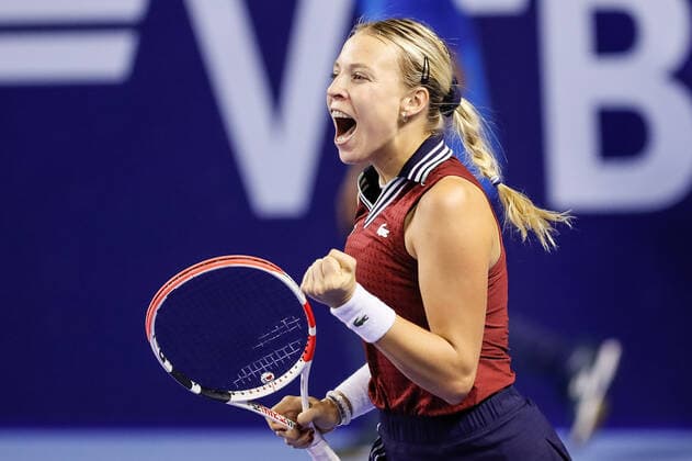 VTB Kremlin Cup 2021 International Tennis Tournament Anett Kontaveit of Estonia celebrates victory over Garbine Muguruza of Spain during the women s singles quarterfinal tennis match of the WTA, Tennis Damen 500 VTB Kremlin Cup 2021 International Tennis Tournament at the Luzhniki Palace of Sports on October 22, 2021 in Moscow, Russia. Moscow Russia  Copyright: xMikexKireevx kireev-notitle211022_nplZ2