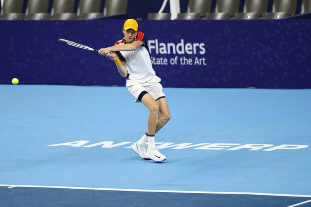 Italian Jannik Sinner pictured in action during a singles match between Italian Sinner and French Rinderknech, in the 1 4 finals of the European Open Tennis ATP, Tennis Herren tournament, in Antwerp, Friday 22 October 2021. DAVIDxPINTENS  x3120799x