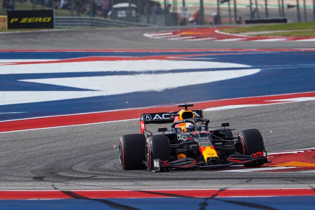 33 VERSTAPPEN Max (nld), Red Bull Racing Honda RB16B, action during the Formula 1 Aramco United States Grand Prix 2021, 17th round of the 2021 FIA Formula One World Championship, WM, Weltmeisterschaft from October 21 to 24, 2021 on the Circuit of the Americas, in Austin, Texas, United States of American - F1 - UNITED STATES GRAND PRIX 2021 DPPI Panoramic  00121035__V2_6987.JPG_
