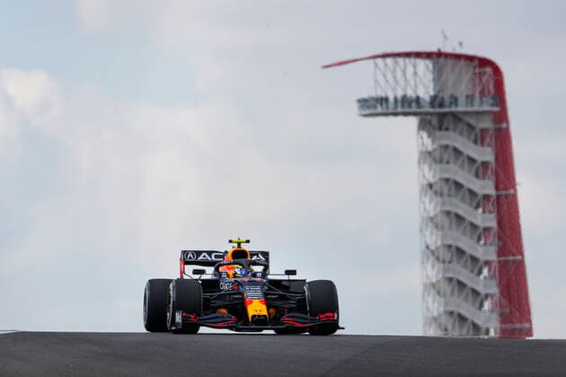 11 PEREZ Sergio (mex), Red Bull Racing Honda RB16B, action during the Formula 1 Aramco United States Grand Prix 2021, 17th round of the 2021 FIA Formula One World Championship, WM, Weltmeisterschaft from October 21 to 24, 2021 on the Circuit of the Americas, in Austin, Texas, United States of American - F1 - UNITED STATES GRAND PRIX 2021 DPPI Panoramic  00121035__V2_7611.JPG_
