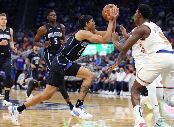 October 22, 2021, Orlando, Florida, USA: The Orlando Magic s R.J. Hampton (13) drives the lane against the New York Knicks at the Amway Center in Orlando, Florida, on Friday, Oct. 22, 2021. Orlando USA - ZUMAm67_ 20211022_zaf_m67_021 Copyright: xStephenxM.xDowellx