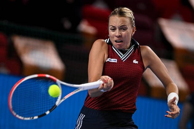 6678967 23.10.2021 Czech Republic s Marketa Vondrousova returns a shot during the women s singles semifinal tennis match against Estonia s Anett Kontaveit at the Kremlin Cup, in Moscow, Russia. Alexey Filippov Sputnik Russia Tennis Kremlin Cup  42de681383d856ce