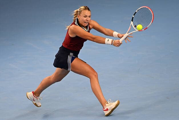 6678974 23.10.2021 Estonia s Anett Kontaveit returns a shot during the women s singles semifinal tennis match against Czech Republic s Marketa Vondrousova at the Kremlin Cup, in Moscow, Russia. Alexey Filippov Sputnik Russia Tennis Kremlin Cup  d21de156f26f2830