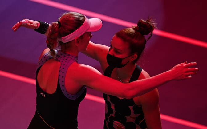 6679037 23.10.2021 Russia s Ekaterina Alexandrova, left, and Greece s Maria Sakkari hug after the women s singles semifinal tennis match at the Kremlin Cup, in Moscow, Russia. Alexey Filippov Sputnik Russia Tennis Kremlin Cup  9dc74dbcc0b63862