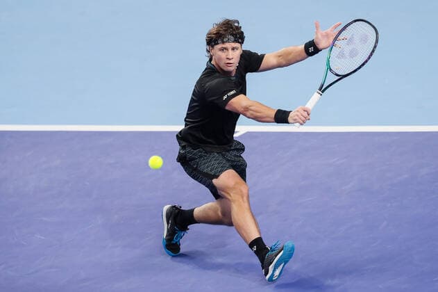 VTB Kremlin Cup 2021 International Tennis Tournament Ricardas Berankis of Lithuania returns the ball to Marin Cilic of Croatia during the men s singles semifinal tennis match of the ATP, Tennis Herren 250 VTB Kremlin Cup 2021 International Tennis Tournament at the Irina Viner-Usmanova Gymnastics Palace on October 23, 2021 in Moscow, Russia. Moscow Russia  Copyright: xMikexKireevx kireev-notitle211023_np1IH