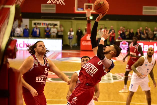 23 10 2021, xbrx, Basketball BBL Bundesliga, Giessen 46ers SYNTAINICS MBC emspor, v l basket, McCullum, Kendale 0 Giessen 46ers Giessen.