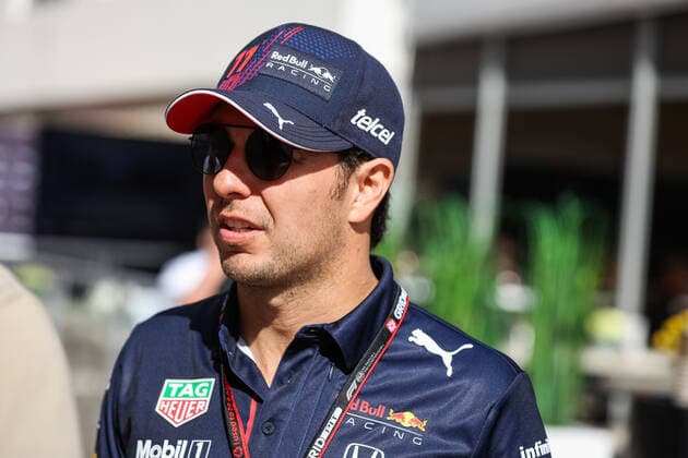 PEREZ Sergio (mex), Red Bull Racing Honda RB16B, portrait during the Formula 1 Aramco United States Grand Prix 2021, 17th round of the 2021 FIA Formula One World Championship, WM, Weltmeisterschaft from October 21 to 24, 2021 on the Circuit of the Americas, in Austin, Texas, United States of American - F1 - UNITED STATES GRAND PRIX 2021 DPPI Panoramic  00121035_AV6_6926