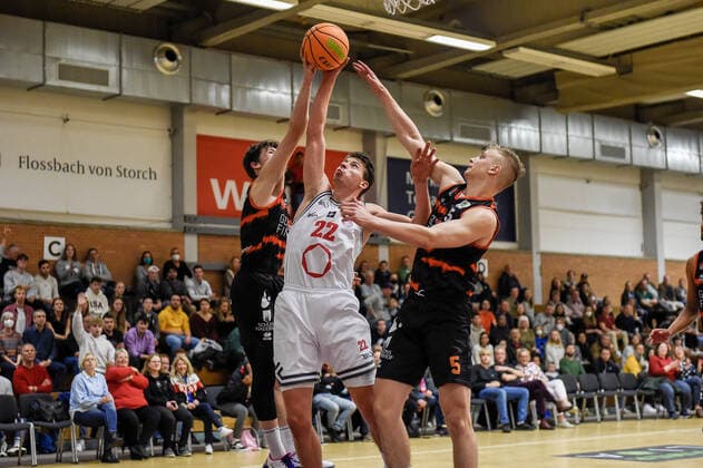 Barmer 2 Basketball Bundesliga ProB, Rheinstars Koeln vs Dragons Rhoendorf, 23 10 2021 Valentin Blass RheinStars Koeln 22 , Barmer 2 Basketball Bundesliga ProB, Rheinstars Koeln vs Dragons Rhoendorf on 23 10 2021 at the ASV Koeln in Koeln North Rhine Westphalia Copyright: xBEAUTIFULxSPORTS Mueller-Laschetx