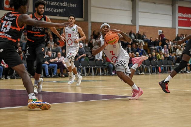 Barmer 2 Basketball Bundesliga ProB, Rheinstars Koeln vs Dragons Rhoendorf, 23 10 2021 Vincent Lamont Golson Jr RheinStars Koeln 2 , Barmer 2 Basketball Bundesliga ProB, Rheinstars Koeln vs Dragons Rhoendorf on 23 10 2021 at ASV Koeln in Koeln Nordrhein Westfalen Copyright: xBEAUTIFULxSPORTS Mueller-Laschetx