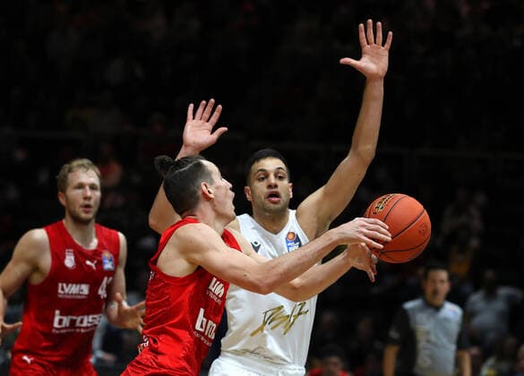 Löwen Braunschweig vs Bamberg, BBL Braunschweig, 23 10 2021, BASKETBALL easyCredit BBL Basketball Bundesliga, Löwen Braunschweig vs Brose Bamberg, 2021 22 Braunschweig season.