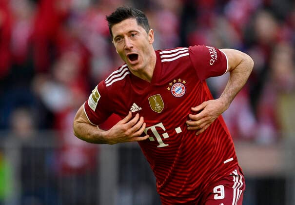 Football, Robert Lewandowski receives Golden Player Award as Best Player in Europe - Archive Images