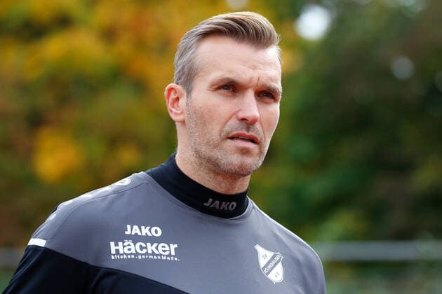 Moenchengladbach, Germany 23 October 2021 Regionalliga West 2021 2022 Bor Moenchengladbach U23 vs SV Roedinghausen coach Carsten Rump SV Rödinghausen Grenzlandstadion Nordrhein Westfalen Copyright: xFotostandx xvanxderxVeldenx