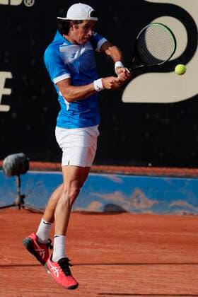 Argentine tennis player Facundo Mena returns a ball to the Dutch Jesper de Jong during a match for the semifinals of the ATP, Tennis Herren Tennis Challenger tournament, at the Carmel Club in Bogota, Colombia, 23 October 2021. Semifinals of the ATP Challenger Tennis Tournament in Bogota !ACHTUNG: NUR REDAKTIONELLE NUTZUNG!  Copyright: xCarlosxOrtegax AME1532 20211023-c342de3b551ed09725002ff0c51e6a1619dc0875