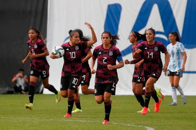 Mexico s players celebrate a goal against Argentina during a women s friendly match at the Tepa Gomez stadium, in Tepatitlan, Jalisco, Mexico, 23 October 2021. Mexico - Argentina !ACHTUNG: NUR REDAKTIONELLE NUTZUNG!  Copyright: xFranciscoxGuascox AME1546 20211023-c7f959592824d0328ac09098bd9e756b9f6cf7ea