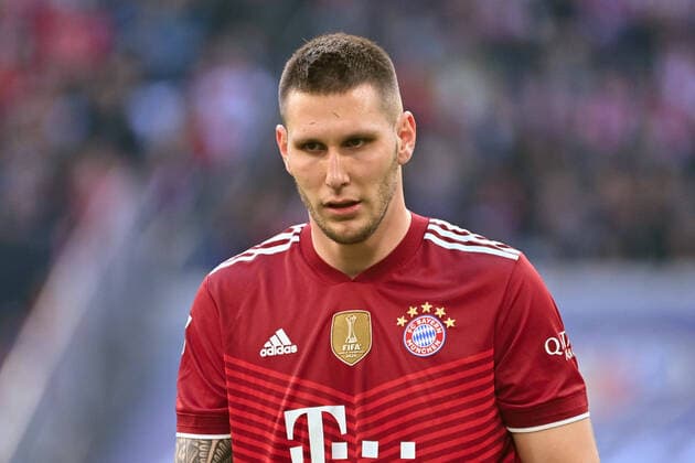 Niklas SUELE Bayern Muenchen , action,single image,cropped single image,portrait,portrait football 1 Bundesliga season 2021 2022, 9 matchday, Spieltag09 FC Bayern Muenchen TSG 1899 Hoffenheim 4 0, on 23 10 2021, A L L I A N Z A R E N A Muenchen