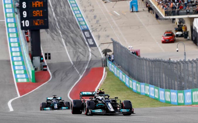 77 Valtteri Bottas FIN, Mercedes AMG Petronas F1 Team , F1 Grand Prix of USA at Circuit of The Americas on October 23, 2021 in Austin, United States of America Photo by HOCH ZWEI Austin United States of America