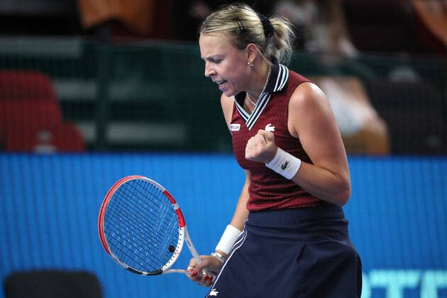 MOSCOW, RUSSIA - OCTOBER 24, 2021: Estonia s Anett Kontaveit is in action in her women s singles final match against Russia s Ekaterina Alexandrova at the VTB Kremlin Cup 2021 international tennis tournament at the Irina Viner-Usmanova Gymnastics Palace. Mikhail Tereshchenko TASS  TS1157DC