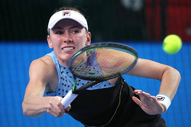 MOSCOW, RUSSIA - OCTOBER 24, 2021: Russia s Ekaterina Alexandrova returns the ball in her women s singles final match against Estonia s Anett Kontaveit at the VTB Kremlin Cup 2021 international tennis tournament at the Irina Viner-Usmanova Gymnastics Palace. Mikhail Tereshchenko TASS  TS1157E0