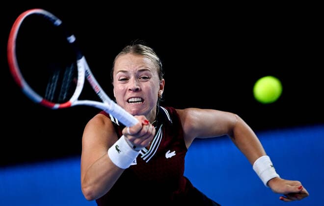 6679479 24.10.2021 Estonia?s Anett Kontaveit returns a shot during the women s singles final tennis match against Russia s Ekaterina Alexandrova at the Kremlin Cup, in Moscow, Russia. Alexey Filippov Sputnik Russia Tennis Kremlin Cup  fd159aa52761be22