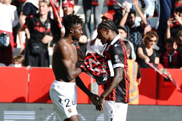 Joie - Evann Guessand (OGC Nice) - Pablo Rosario (OGC Nice) FOOTBALL : OGC Nice vs Lyon - Ligue 1 Uber Eats - Nice - 24 10 2021 NorbertScanella Panoramic 