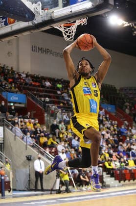 Ludwigsburg , Basketball easycredit BBL Bundesliga MHP Riesen Ludwigsburg vs Telekom Baskets Bonn , Justin Simon Riesen