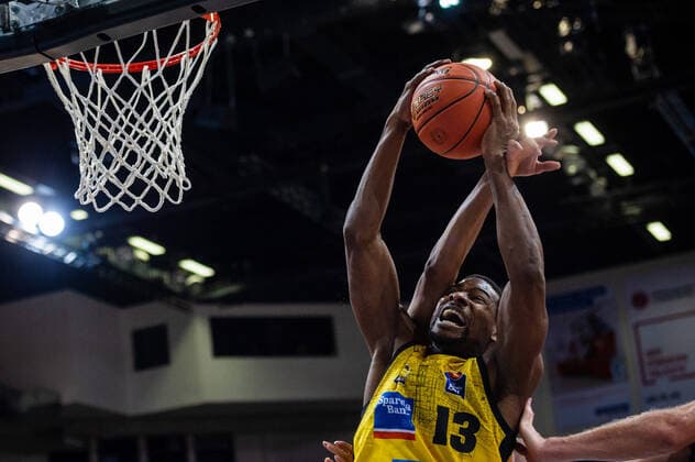 Yorman Polas Bartolo MHP RIESEN Ludwigsburg 13 during the BBL match MHP Riesen Ludwigsburg Telekom Baskets Bonn on 24 10 2021 in Ludwigsburg MHPArena Germany Ludwigsburg 24 10 21 Basketball , 24 10 2021, Ludwigsburg Germany xpxsdx