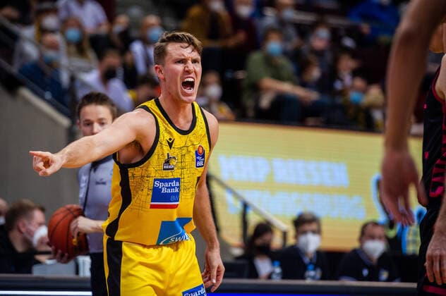 Jordan Hulls MHP RIESEN Ludwigsburg 1 scream during the BBL match MHP Riesen Ludwigsburg Telekom Baskets Bonn on 24 10 2021 in Ludwigsburg MHPArena Germany Ludwigsburg 24 10 21 Basketball , 24 10 2021, Ludwigsburg Germany xpxsdx