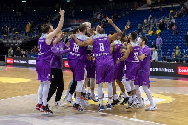 Basketball Berlin 24 10 2021 Season 2021 2022 1 Bundesliga easyCredit BBL BBL Alba Berlin BG Göttingen Jubel Göttingen