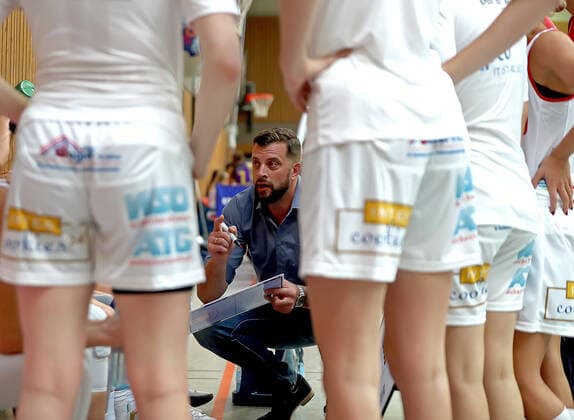 GSD zje123 Basketball Bundesliga Women Medical Instinct Violets BG74 GiroLive Panthers Osnabrück Osnabrück coach Aleksandar Cuic