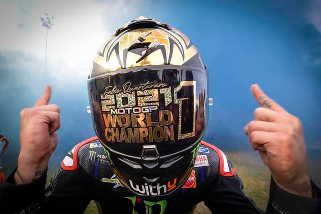 Bilder des Jahres 2021, Sport 10 Oktober Sport Themen der Woche KW42 Sport Bilder des Tages Fabio Quartararo becomes Champion of MotoGP by finishing fourth in the Nolan Grand Prix of Made in Italy and Emilia Romagna at the Misano Circuit, October 24, 2021 Fabio Quartararo se convierte en Campeon de MotoGP al quedar cuarto en el Gran Premio Nolan del Made in Italy e dell Emilia Romagna en el Circuito de Misano, 24 de Octubre de 2021 POOL MotoGP.com Cordon Press Images will be for editorial use only. Mandatory credit: MotoGP.com Cordon Press *** Fabio Quartararo becomes Champion of MotoGP by finishing fourth in the Nolan Grand Prix of Made in Italy and Emilia Romagna at the Misano Circuit, October 24, 2021 Fabio Quartararo becomes Champion of MotoGP by finishing fourth in the Nolan Grand Prix of Made in Italy e dell Emilia Romagna at the Misano Circuit, October 24, 2021 POOL MotoGP com Cordon Press Images will be for editorial use only Mandatory credit MotoGP com Cordon Press  xx xx