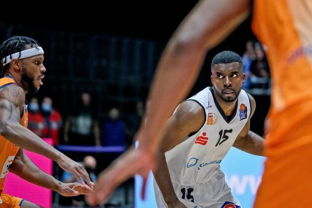 Niners Chemnitz vs Ratiopharm Ulm, Basketball, Bundesliga, BBL, easycredit BBL, Spieltag 5, Spielzeit 2021 2022, 24 10 2021, Niners Chemnitz vs Ratiopharm Ulm, Basketball, Bundesliga, BBL, easycredit BBL, Spieltag 5, Spielzeit 2021 2022, 24 10 2021, Foto EIBNER Thorsten Ochs Chemnitz Copyright: xEibner-Pressefoto ThorstenxOchsx EP_TOS