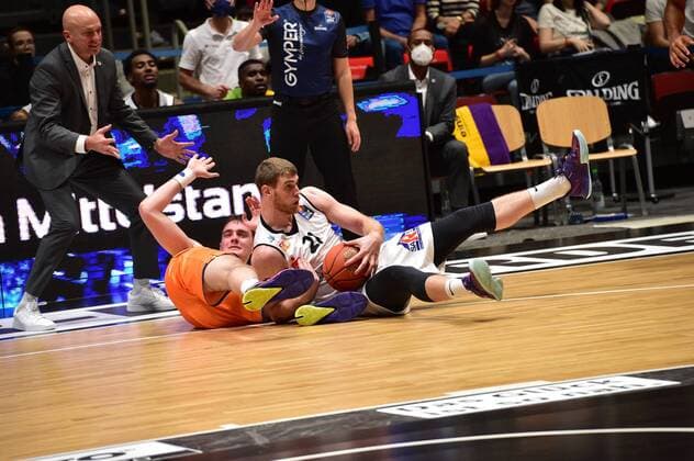 24 10 2021, easyCredit Basketball Bundesliga, BBL, 2021 2022 season, men, Chemnitz Niners Ratiopharm Ulm, Copyright Seidel Trienitz Ivan KaraÄiÄ‡, Niners Chemnitz Chemnitz Fair Chemnitz Saxony Germany.
