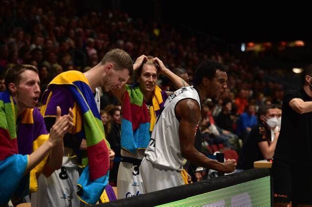 24 10 2021, easyCredit Basketball Bundesliga, BBL, 2021 2022 season, men, Chemnitz Niners Ratiopharm Ulm, Copyright Seidel Trienitz Isiaha Mike, Niners Chemnitz Chemnitz Fair Chemnitz Saxony Germany.