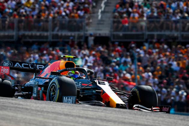 11 PEREZ Sergio (mex), Red Bull Racing Honda RB16B, action during the Formula 1 Aramco United States Grand Prix 2021, 17th round of the 2021 FIA Formula One World Championship, WM, Weltmeisterschaft from October 21 to 24, 2021 on the Circuit of the Americas, in Austin, Texas, United States of American - F1 - UNITED STATES GRAND PRIX 2021 - RACE DPPI Panoramic  00121036__V2_0040.JPG_