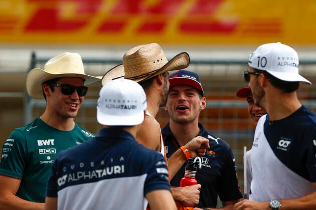 18 Lance Stroll CAN, Aston Martin Cognizant F1 Team , 3 Daniel Ricciardo AUS, McLaren F1 Team , 33 Max Verstappen NED, Red Bull Racing , 10 Pierre Gasly FRA, Scuderia AlphaTauri Honda , F1 Grand Prix of USA at Circuit of The Americas on October 24, 2021 in Austin, United States of America Photo by HOCH ZWEI Austin United States of America