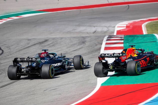 Start, 33 Max Verstappen NED, Red Bull Racing , 44 Lewis Hamilton GBR, Mercedes AMG Petronas F1 Team , F1 Grand Prix of USA at Circuit of The Americas on October 24, 2021 in Austin, United States of America Photo by HOCH ZWEI Austin United States of America