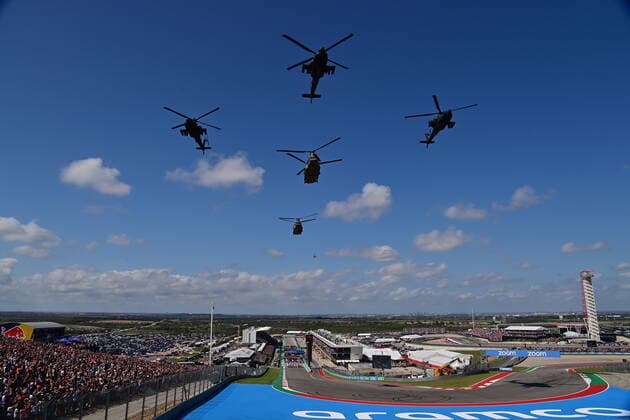 aerial show during the Formula 1 Aramco United States Grand Prix 2021, 17th round of the 2021 FIA Formula One World Championship, WM, Weltmeisterschaft from October 21 to 24, 2021 on the Circuit of the Americas, in Austin, Texas, United States of American - F1 - UNITED STATES GRAND PRIX 2021 - RACE DPPI Panoramic  00121036_24-10-21-USA-4013-PVE