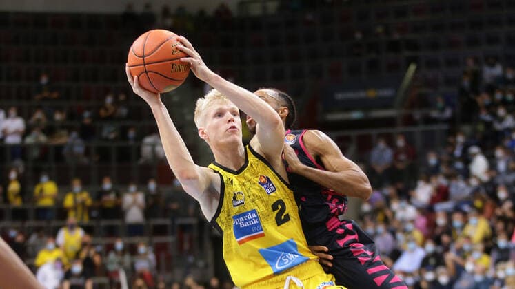 Ludwigsburg , Basketball easycredit BBL Bundesliga MHP Riesen Ludwigsburg vs Telekom Baskets Bonn , Jacob Patrick Riesen