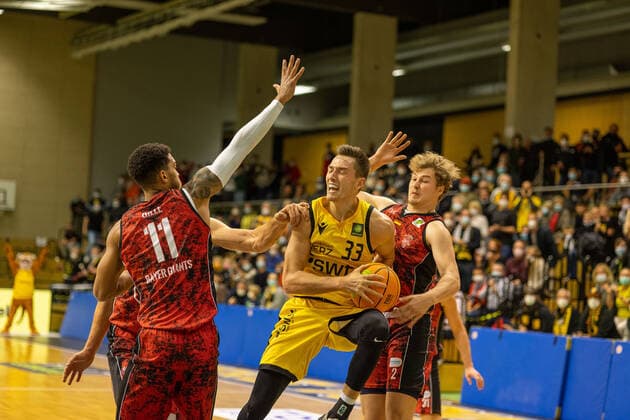 , ¨¨Tigers Tübingen vs Bayer Giants Leverkusen, 2 Basketball, Bundesliga, Pro A, Barmer 2 Basketball, Matchday 6, Season 2021 2022, 24 10 2021, ¨¨ Tigers Tübingen Bayer Giants Leverkusen, Basketball, 2 Bundesliga, Barmer 2 Basketball, Matchday 6, Season 2020 2021, 24 10 2021 Rottenburg am Neckar. Copyright: xNinaxSander xEibnerxPressefotoxIx EP_NSR